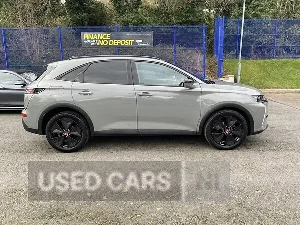 Used DS Automobiles DS7 Crossback Performance Line Plus 130 HP (95 kW) 2024 Grey SUV