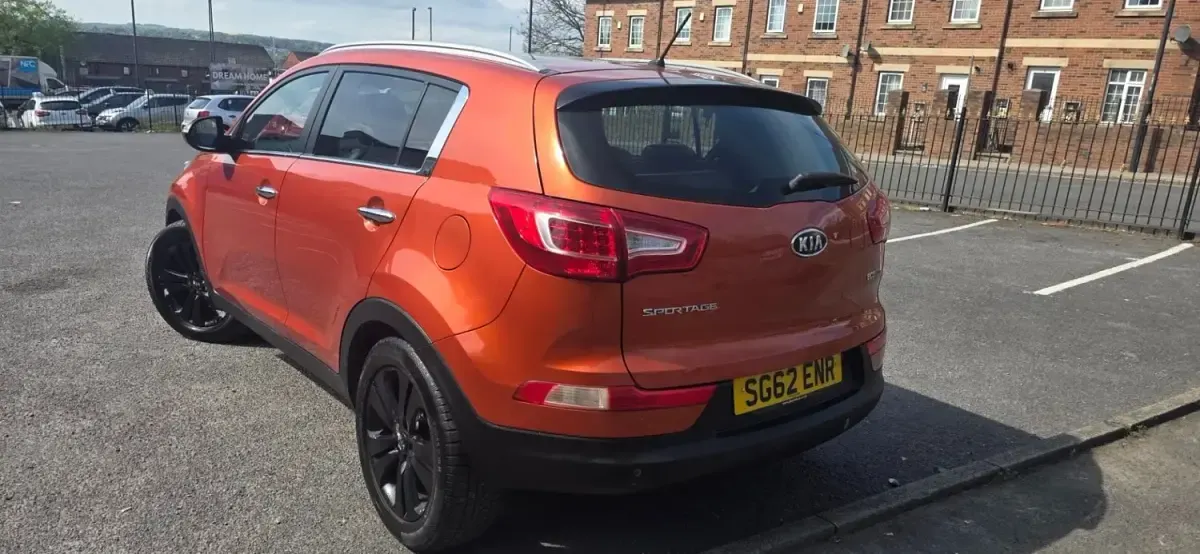 Begagnad Kia Sportage 115 HK (84 kW) 2012 Orange SUV