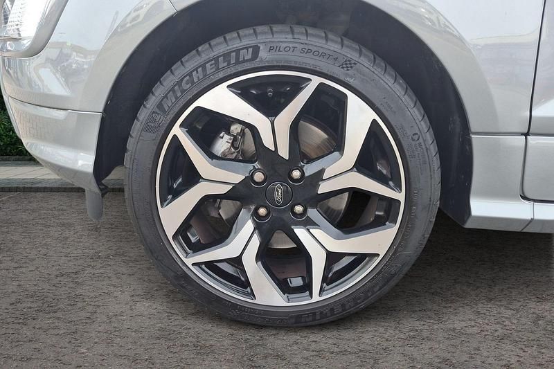 Used Ford Ecosport ST-Line 140 HP (102 kW) 2022 Silver SUV
