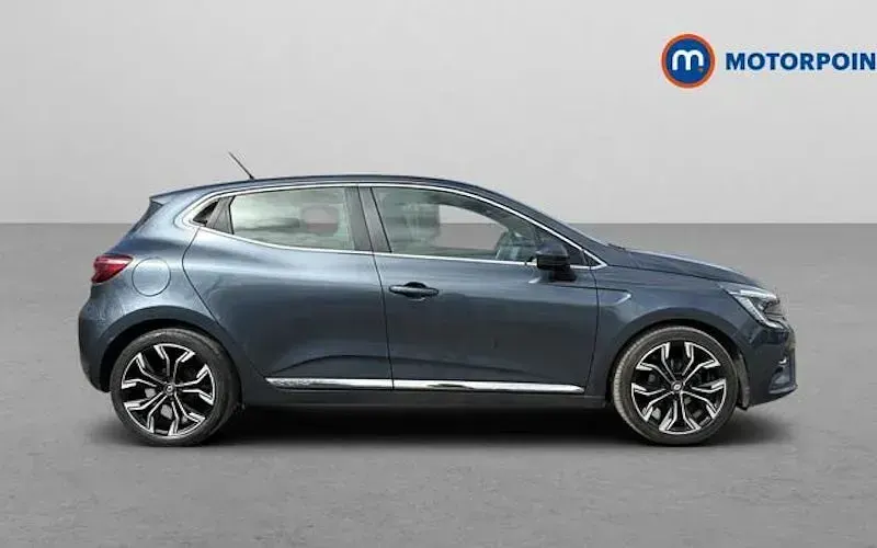 Gebraucht Renault Clio V SE 90 PS (66 kW) 2022 Grau Kleinwagen