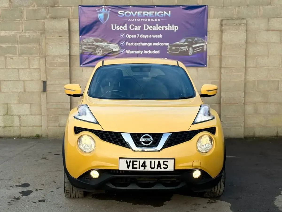 Używany Nissan Juke Acenta Premium 110 KM (80 kW) 2014 Żółty SUV