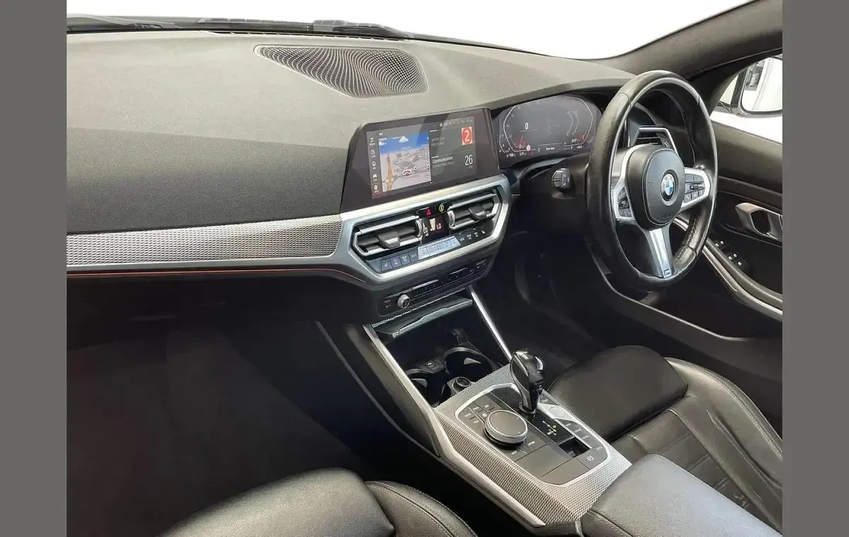 Used BMW 318 M Sport 154 HP (113 kW) 2021 White Sedan