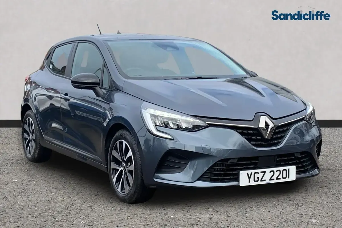 Used Renault Clio Evolution 90 HP (66 kW) 2022 Hatchback