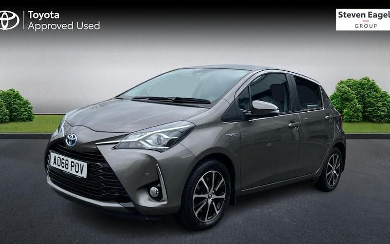 Used Toyota Yaris Hybrid 101 HP (74 kW) 2019 Hatchback