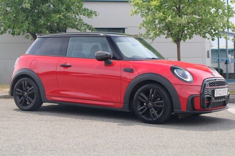 Red Used 2022 Mini Cooper Hatch Hatchback | £16,395 (A bit pricey) - Image 1/4
