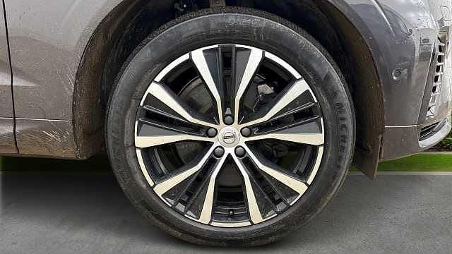 Used Volvo XC60 Ultimate 455 HP (334 kW) 2023 SUV