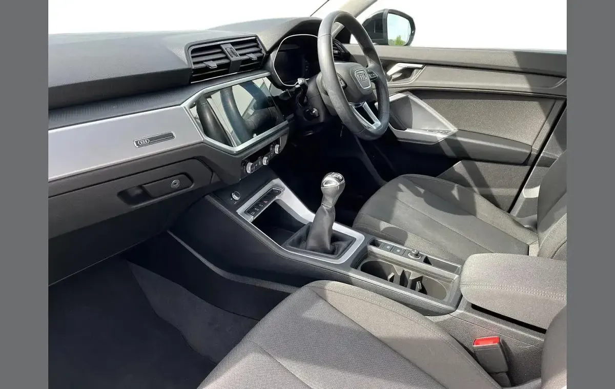 Used Audi Q3 Design 150 HP (110 kW) 2022 Black SUV