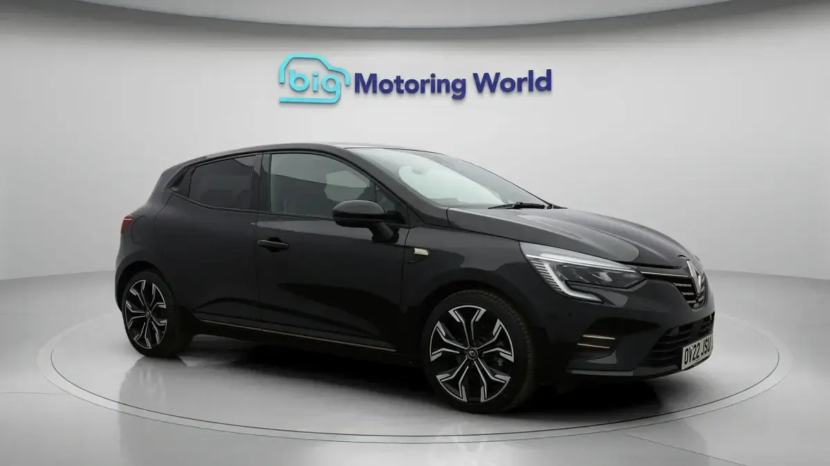 Used Renault Clio SE 140 HP (102 kW) 2022 Hatchback