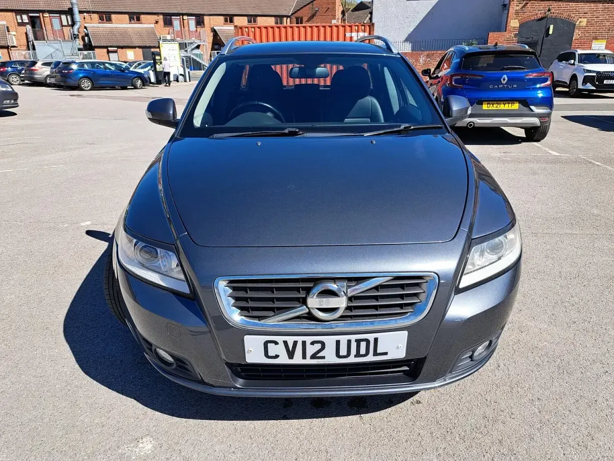 Used Volvo V50 SE 115 HP (84 kW) 2012 Grey Estate