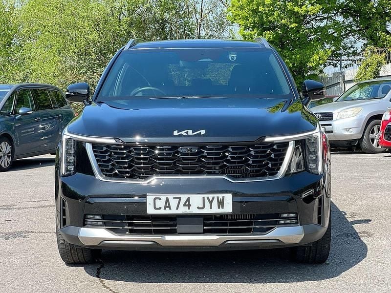 Black Used 2024 Kia Sorento 4 SUV | £43,881 (Good price) - Image 1/4