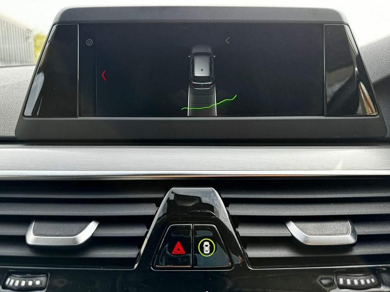 Used BMW 530 Comfort Edition 265 HP (194 kW) 2019 White Estate