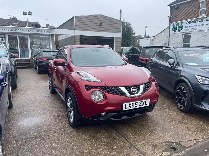 Used Nissan Juke Tekna 117 HP (86 kW) 2015 Red SUV