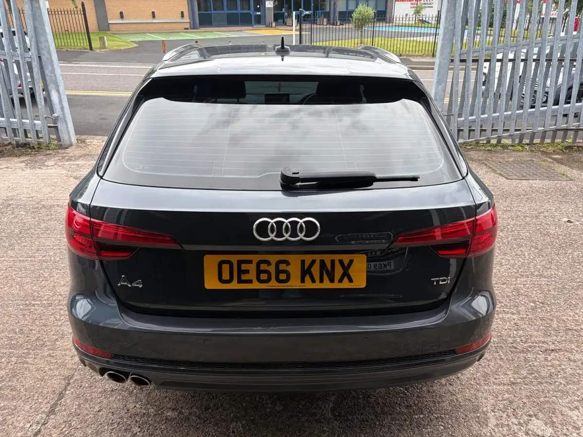 Used Audi A4 S-Line 218 HP (160 kW) 2017 Grey Estate