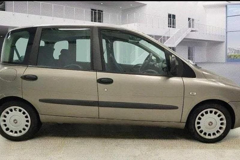 Metallic grey Used 2011 Fiat Multipla Dynamic MPV | £3,995 - Image 1/1