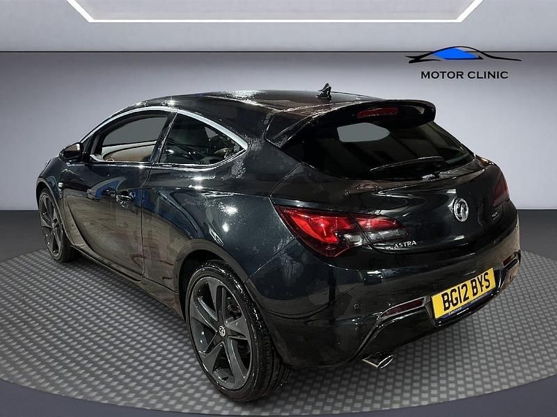 Used Vauxhall Astra GTC SRi 2012 Black Hatchback