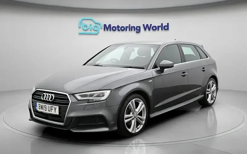 Used Audi A3 Sportback S-Line 150 HP (110 kW) 2019 Grey Hatchback