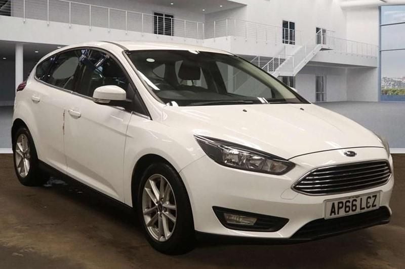 White Used 2017 Ford Focus Zetec Hatchback | £4,999 (Good price) - Image 1/1