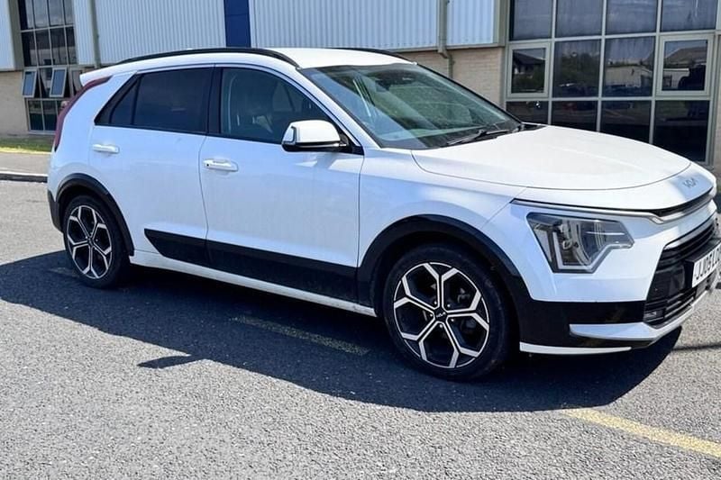 White Used 2025 Kia Niro 3 SUV | £19,980 (Super price) - Image 1/1