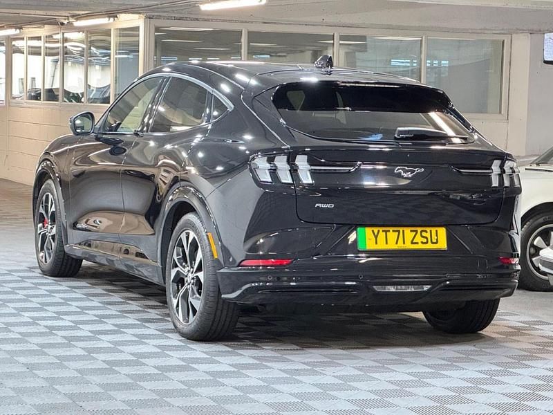 Used Ford Mustang Extended Range 351 HP (258 kW) 2021 Black Hatchback