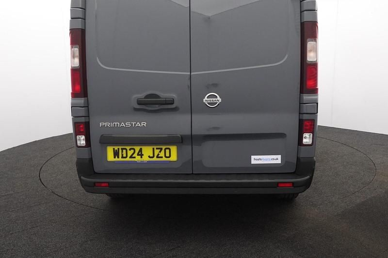 Used Nissan Primastar Acenta 110 HP (80 kW) 2024 Grey MPV