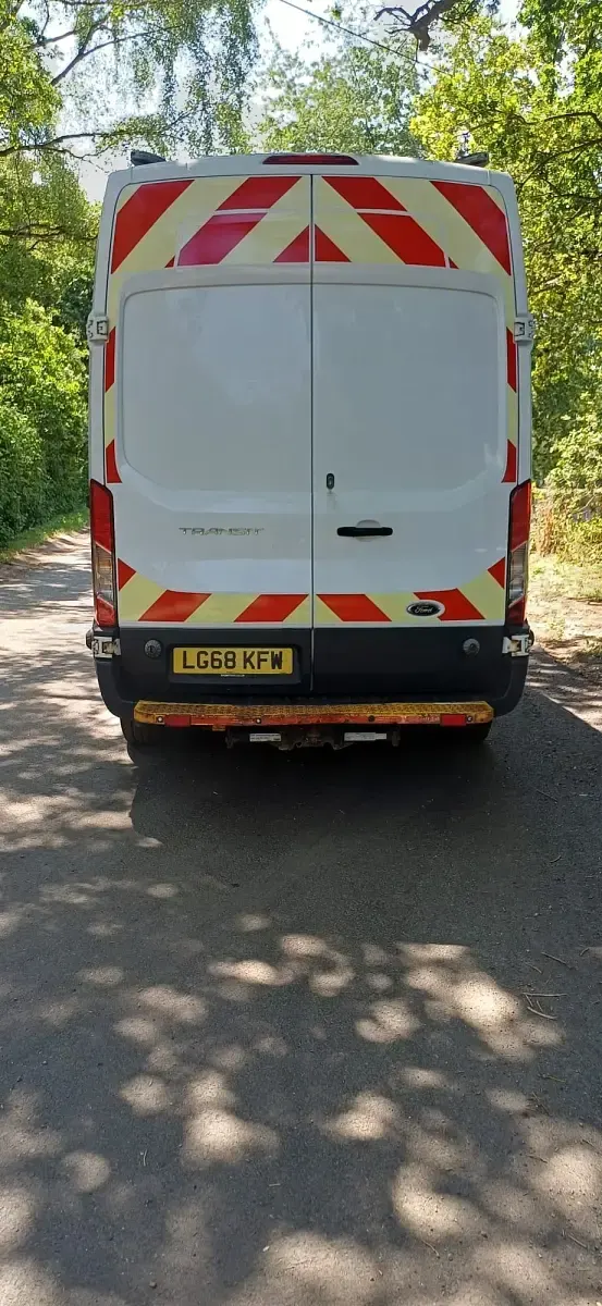Used Ford Transit 130 HP (95 kW) 2018 White Van