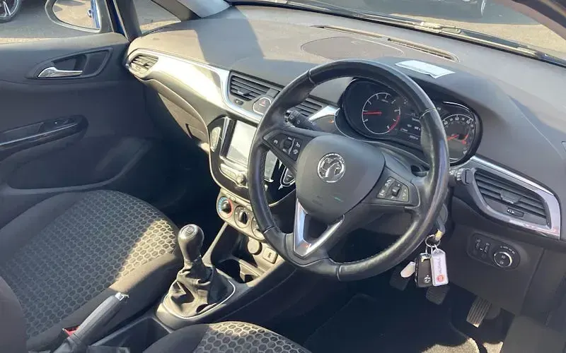 Used Vauxhall Corsa 75 HP (55 kW) 2018 Blue Hatchback