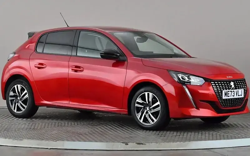 Used Peugeot 208 Allure+ 131 HP (96 kW) 2023 Hatchback