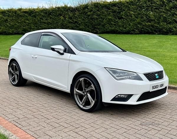 White Used 2013 Seat Leon Sport Coupe | £6,995 (Expensive) - Image 1/4
