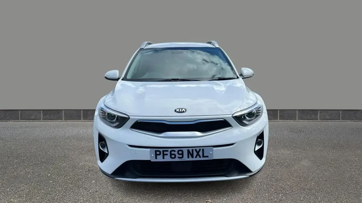 Used Kia Stonic 118 HP (86 kW) 2019 White SUV