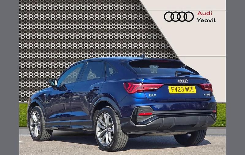 Used Audi Q3 Black Edition 187 HP (137 kW) 2023 Blue SUV