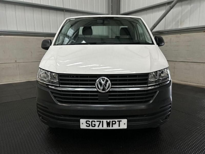 Used VW Transporter 150 HP (110 kW) 2021 White Van
