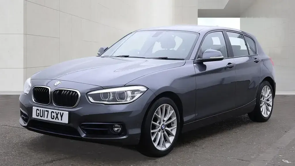 Used BMW 120 Sport Line 190 HP (139 kW) 2017 Grey Hatchback