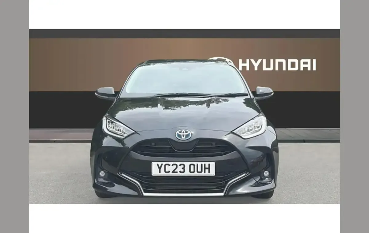 Used Toyota Yaris 116 HP (85 kW) 2023 Black Hatchback