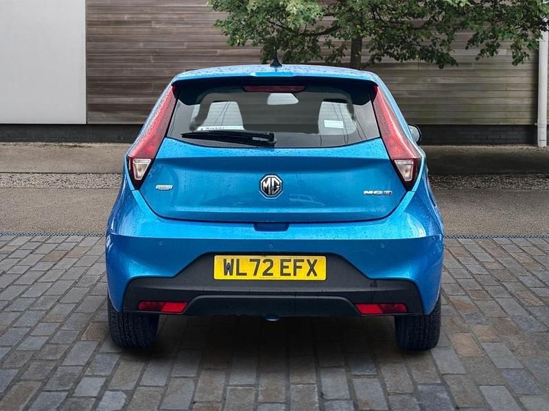 Used MG MG3 Exclusive 106 HP (77 kW) 2023 Blue Hatchback