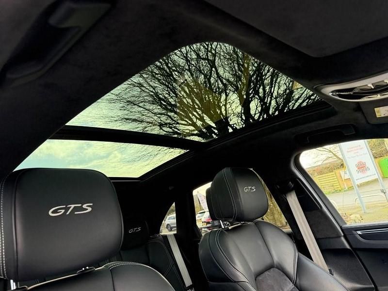 Usado Porsche Macan 380 CV (279 kW) 2020 Azul SUV