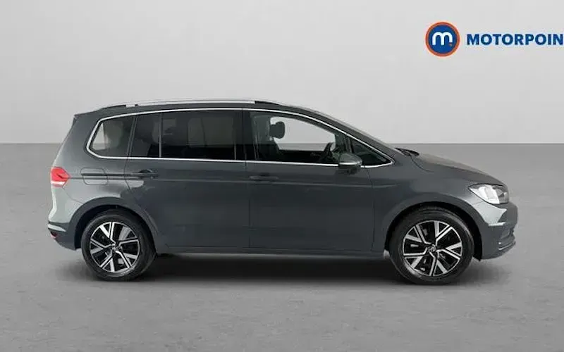 Used VW Touran SEL 150 HP (110 kW) 2025 Grey MPV