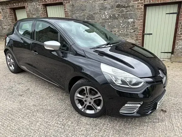 Used Renault Clio Dynamique 90 HP (66 kW) 2016 Black Hatchback