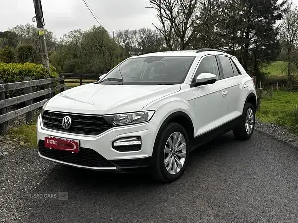 Used VW T-Roc SE 115 HP (84 kW) 2019 White SUV