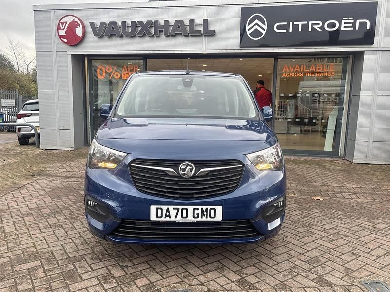 Blue Used 2020 Vauxhall Combo S MPV | £13,250 (Fair price) - Image 1/4