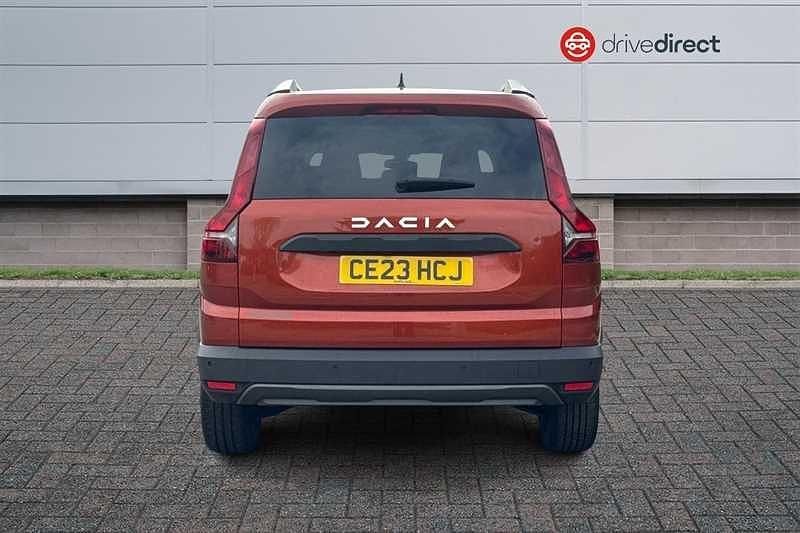 Used Dacia Jogger Extreme 110 HP (80 kW) 2023 Brown MPV