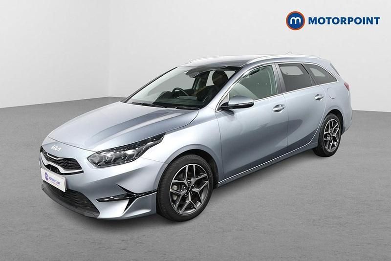 Used Kia Ceed 2024 Silver Hatchback