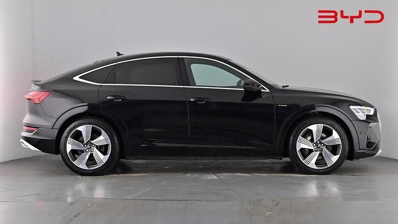 Used Audi e-tron S-Line 300 kW (408 HP) 2022 Mythos black SUV