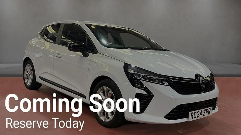 Used Renault Clio V Evolution 2024 White Hatchback