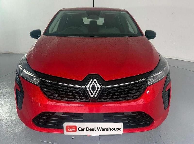Used Renault Clio V Evolution 88 HP (64 kW) 2024 Red Hatchback