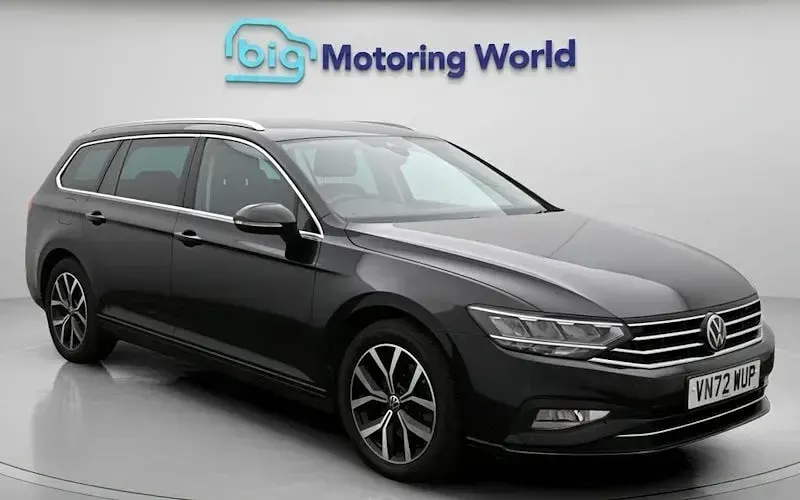 Used VW Passat SEL 150 HP (110 kW) 2022 Estate