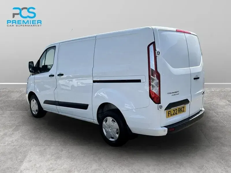 Used Ford Transit Custom Trend 130 HP (95 kW) 2022 Frozen white (solid paint) Van