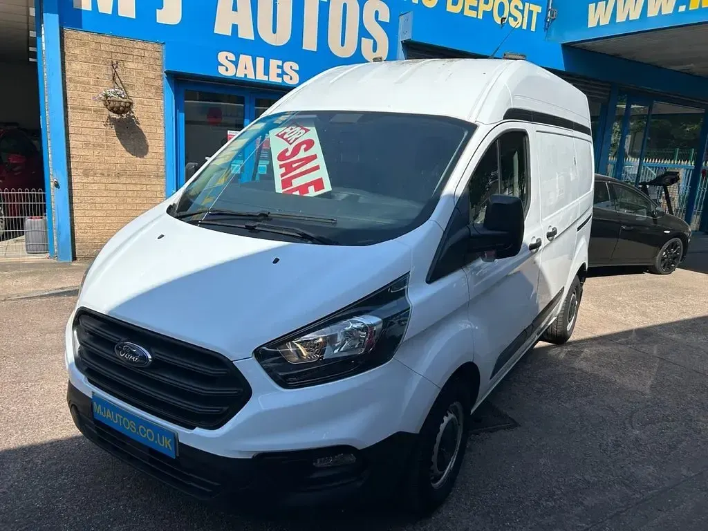 Used Ford Transit Custom S 105 HP (77 kW) 2019 White Van