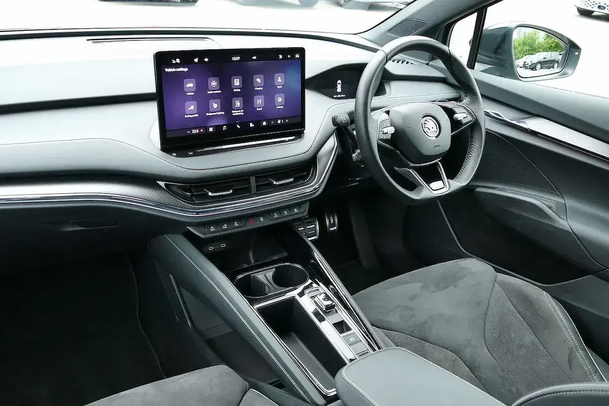 Used Skoda Enyaq iV SportlinePlus 210 kW (286 HP) 2024 Grey SUV