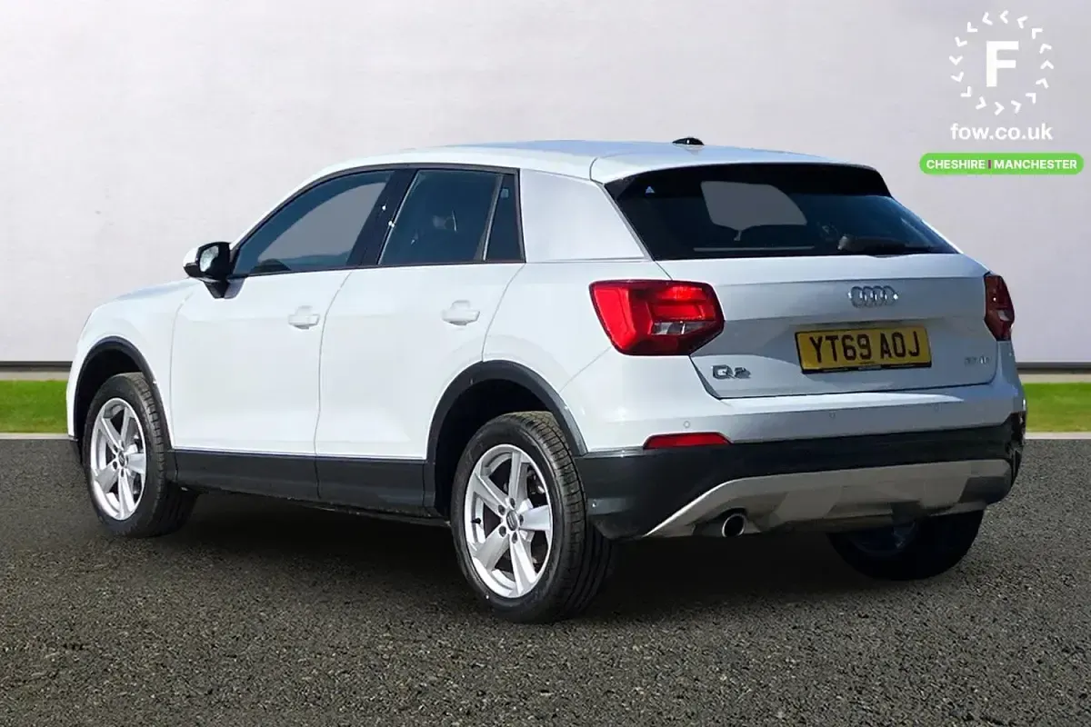 Used Audi Q2 Sport 116 HP (85 kW) 2019 White SUV