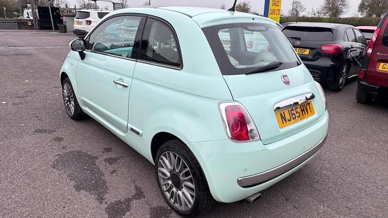 Usado Fiat 500 Lounge 69 HP (50 kW) 2015 Verde Citadino